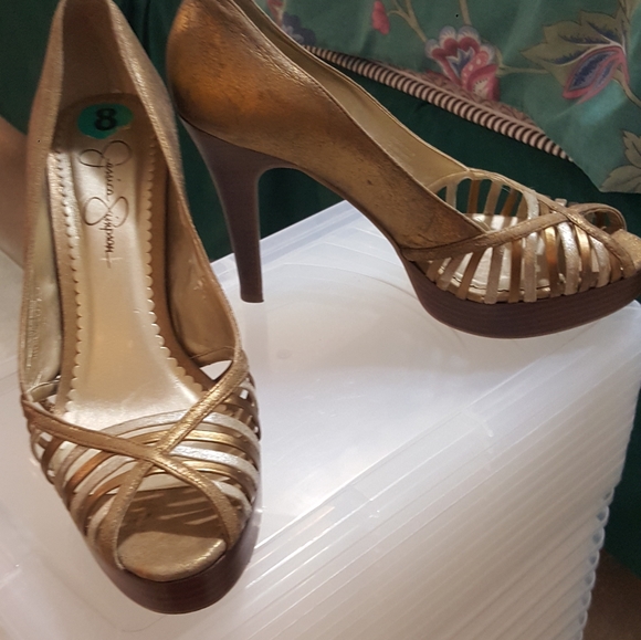 Jessica Simpson platform heels - Picture 4 of 7